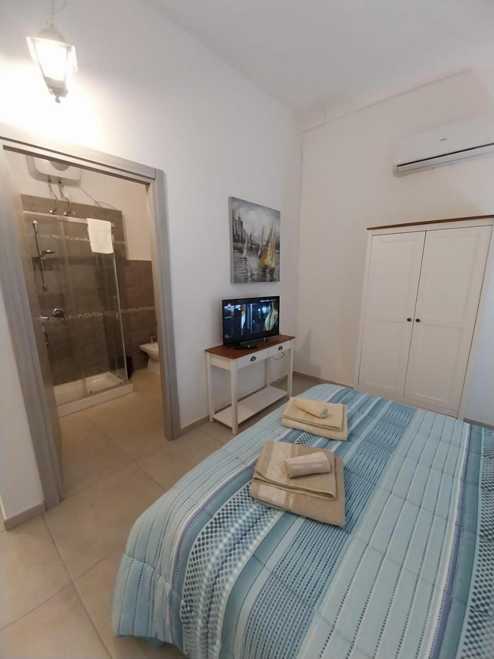 Bed and Breakfast On The Road Telti Экстерьер фото